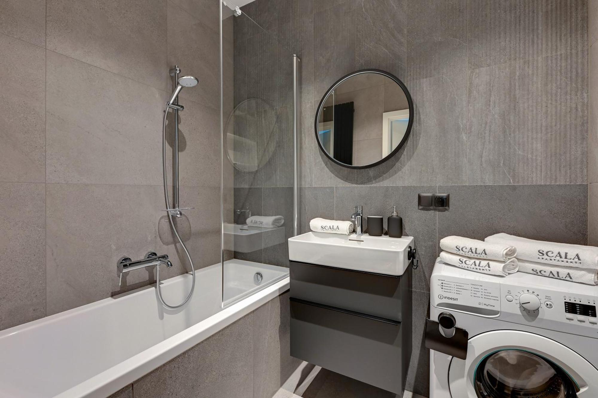 Scala City Center Premium Studios By Lion Apartments Gdańsk Eksteriør bilde